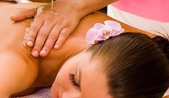 6. Warm Candle Massage